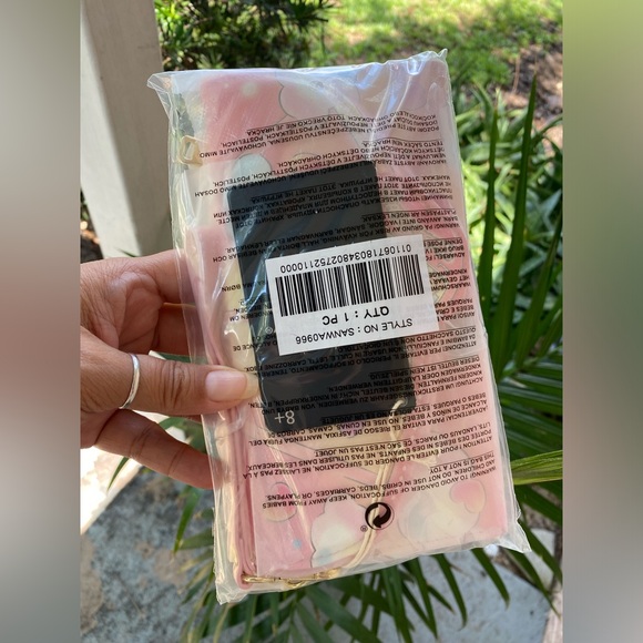 🆕 Loungefly Hello Kitty Carnival Flap Wristlet Wallet Sanrio - Picture 8 of 9